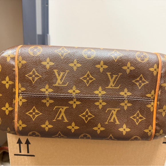 Louis Vuitton Totally PM - Picture 12 of 15